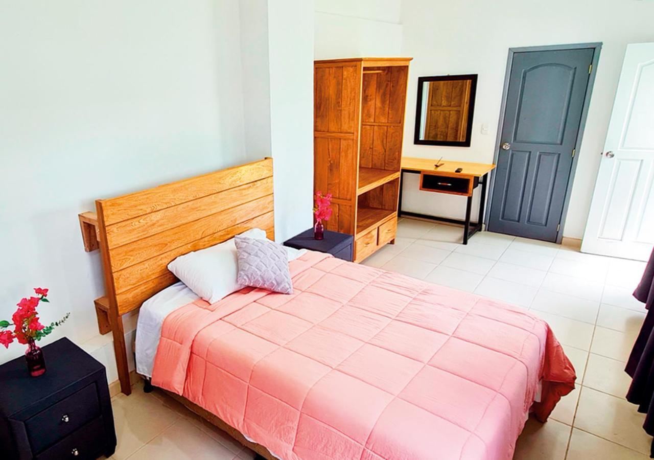 فالي ديه أنجيليس Hotel Cocoview, Bar & Restaurante المظهر الخارجي الصورة