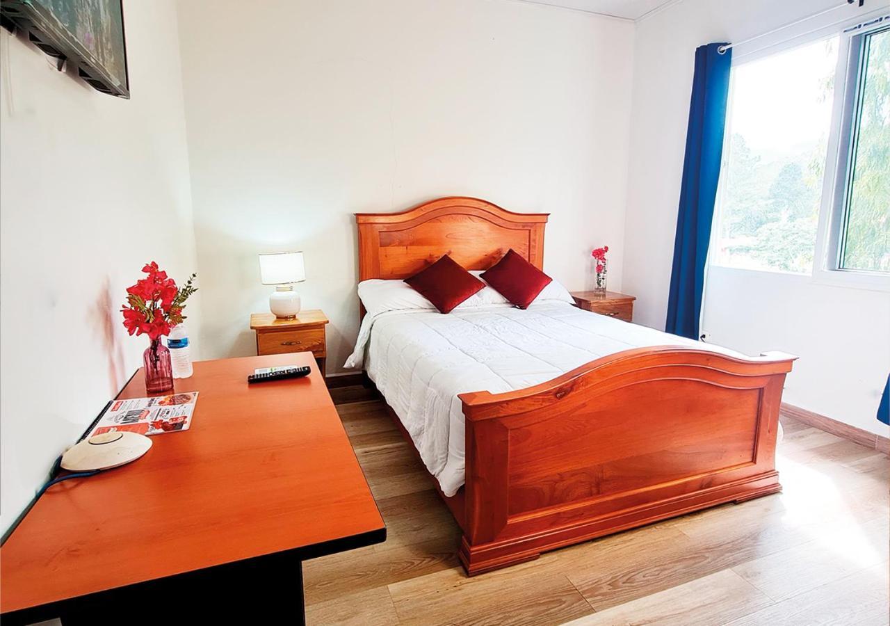 فالي ديه أنجيليس Hotel Cocoview, Bar & Restaurante المظهر الخارجي الصورة